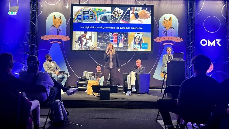 Stage der OMR Masterclass mit Speaker*innen und Publikum
